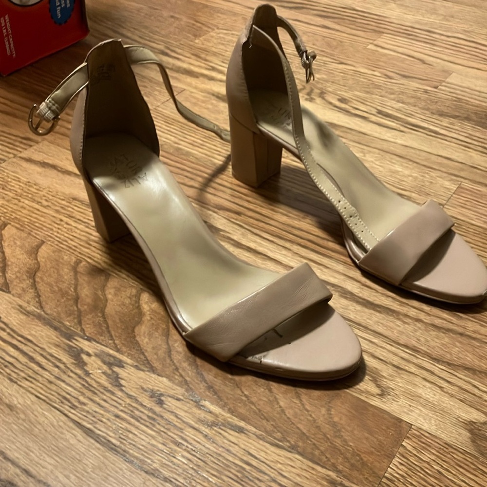 Nude Vera Sandal